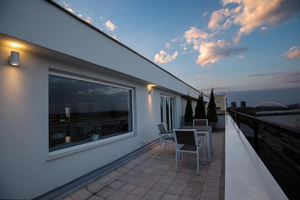 Fortress View Apartment نوفي ساد المظهر الخارجي الصورة